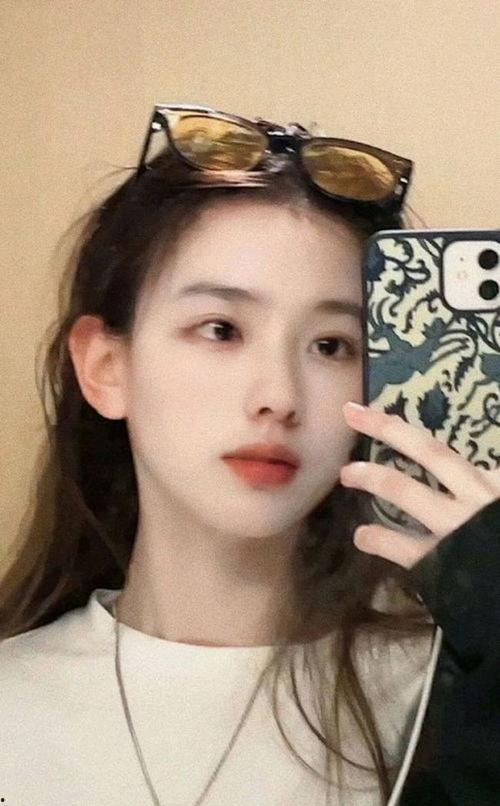 爆料女友吃瓜视频大全免费观看,免费观看，揭秘娱乐圈幕后故事