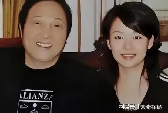 黑红女星直播爆料视频,黑红女星爆料内幕,娱乐圈风云再起 第2张 黑红女星直播爆料视频,黑红女星爆料内幕,娱乐圈风云再起 第2张